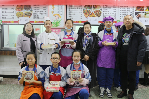 冬至包饺子