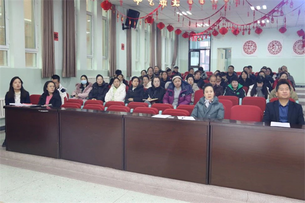 薪火相传凝智慧 众行致远终可期 ——记金科实验中学2025届高考研讨会